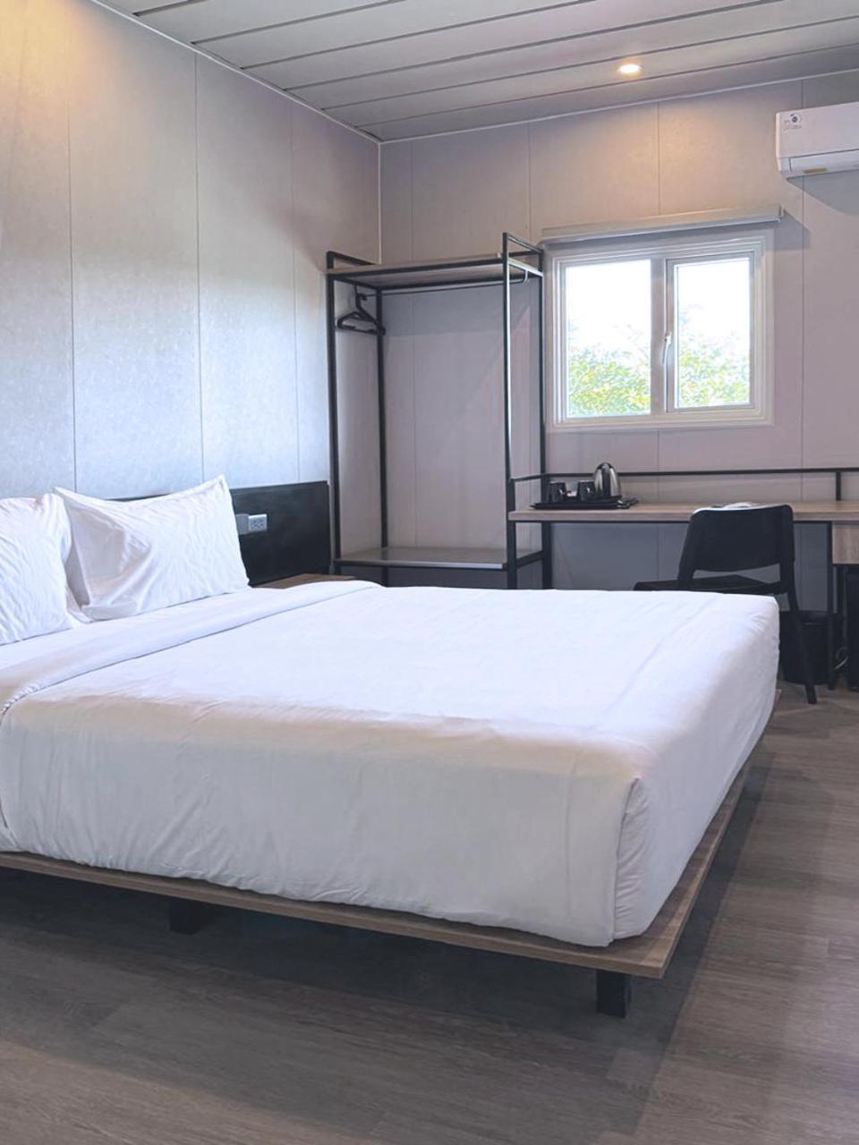 Conjioo Hotel Sumbawa Managed By Mhm Maluk Экстерьер фото